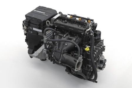 2016 TR-1 Marine Engine